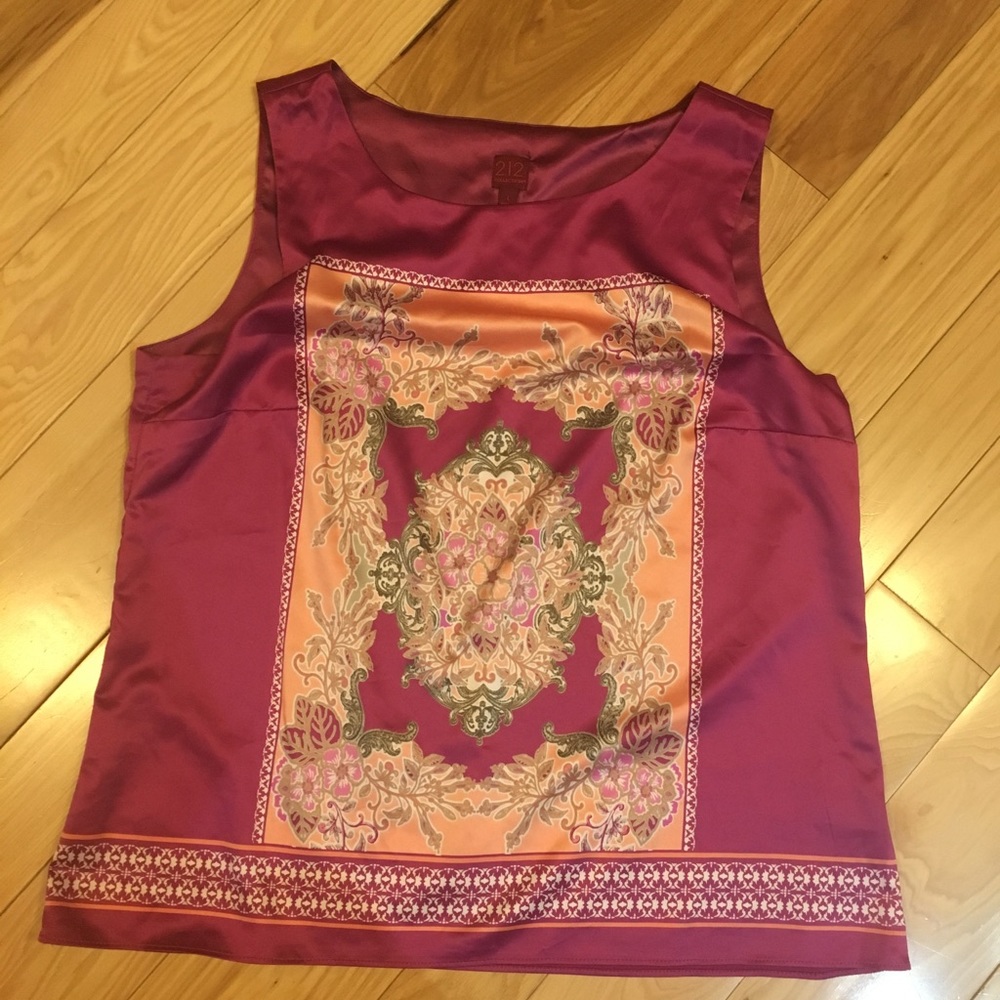 212 Collection floral top size large